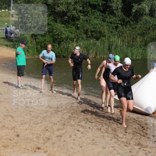 21.06.2026 - 29. Vierlanden-Triathlon Andreas Tolksdorf http://msf.ph/oto/9853041 21.06.2026 08:37:18 Schwimmen 31, 46, 107, 127 meine-sportfotos.de