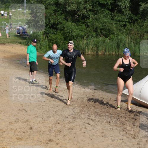 21.06.2026 - 29. Vierlanden-Triathlon Andreas Tolksdorf http://msf.ph/oto/9853043 21.06.2026 08:37:20 Schwimmen 31, 46, 107, 127 meine-sportfotos.de