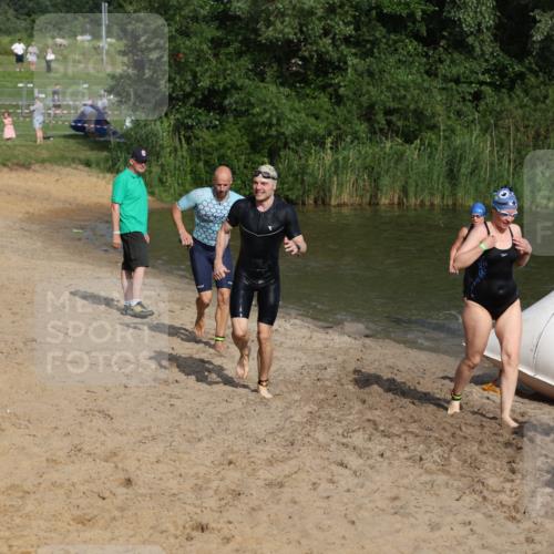 21.06.2026 - 29. Vierlanden-Triathlon Andreas Tolksdorf http://msf.ph/oto/9853046 21.06.2026 08:37:20 Schwimmen 31, 46, 107, 127 meine-sportfotos.de