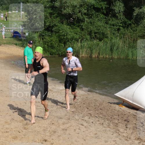 21.06.2026 - 29. Vierlanden-Triathlon Andreas Tolksdorf http://msf.ph/oto/9853071 21.06.2026 08:37:28 Schwimmen 31, 36, 107, 127 meine-sportfotos.de