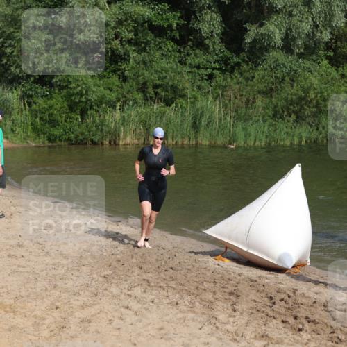 21.06.2026 - 29. Vierlanden-Triathlon Andreas Tolksdorf http://msf.ph/oto/9853106 21.06.2026 08:37:46 Schwimmen  meine-sportfotos.de