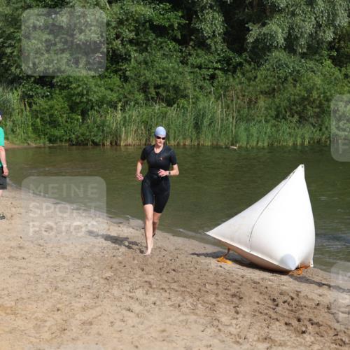 21.06.2026 - 29. Vierlanden-Triathlon Andreas Tolksdorf http://msf.ph/oto/9853108 21.06.2026 08:37:47 Schwimmen 37 meine-sportfotos.de