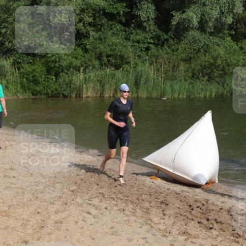 21.06.2026 - 29. Vierlanden-Triathlon Andreas Tolksdorf http://msf.ph/oto/9853116 21.06.2026 08:37:47 Schwimmen 37 meine-sportfotos.de