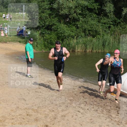 21.06.2026 - 29. Vierlanden-Triathlon Andreas Tolksdorf http://msf.ph/oto/9853158 21.06.2026 08:38:02 Schwimmen 13, 37 meine-sportfotos.de