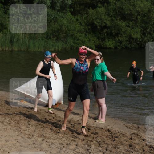 21.06.2026 - 29. Vierlanden-Triathlon Andreas Tolksdorf http://msf.ph/oto/9853164 21.06.2026 08:38:03 Schwimmen 13, 37 meine-sportfotos.de
