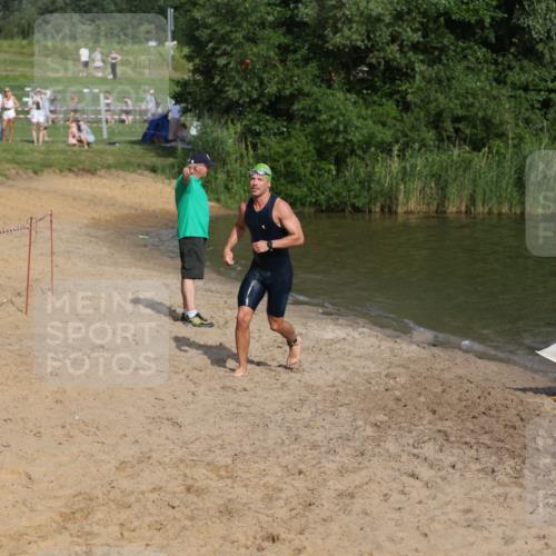 21.06.2026 - 29. Vierlanden-Triathlon Andreas Tolksdorf http://msf.ph/oto/9853165 21.06.2026 08:38:14 Schwimmen 12, 45, 76, 77 meine-sportfotos.de