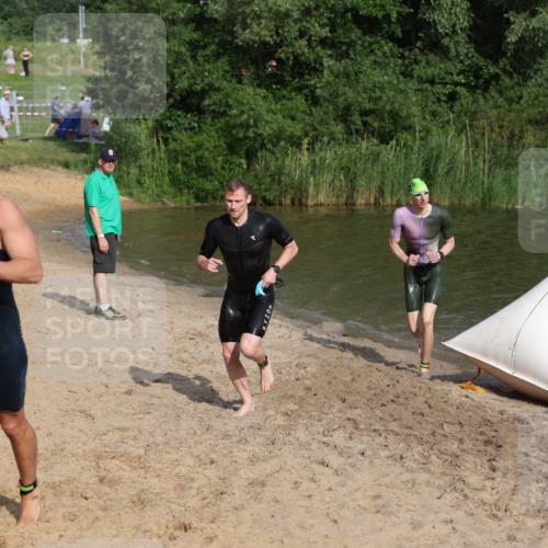 21.06.2026 - 29. Vierlanden-Triathlon Andreas Tolksdorf http://msf.ph/oto/9853180 21.06.2026 08:38:16 Schwimmen 12, 45, 57, 76, 77 meine-sportfotos.de
