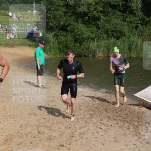 21.06.2026 - 29. Vierlanden-Triathlon Andreas Tolksdorf http://msf.ph/oto/9853184 21.06.2026 08:38:17 Schwimmen 12, 45, 57, 76, 77 meine-sportfotos.de