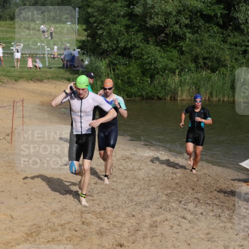 21.06.2026 - 29. Vierlanden-Triathlon Andreas Tolksdorf http://msf.ph/oto/9853202 21.06.2026 08:38:26 Schwimmen 12, 57 meine-sportfotos.de