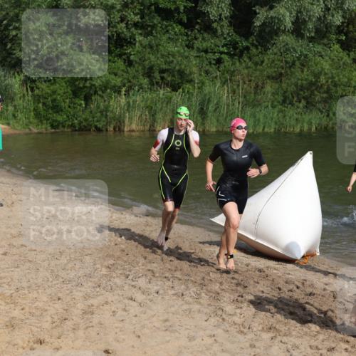 21.06.2026 - 29. Vierlanden-Triathlon Andreas Tolksdorf http://msf.ph/oto/9853229 21.06.2026 08:38:48 Schwimmen 60, 61, 82 meine-sportfotos.de