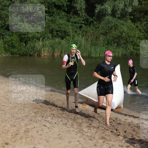 21.06.2026 - 29. Vierlanden-Triathlon Andreas Tolksdorf http://msf.ph/oto/9853237 21.06.2026 08:38:48 Schwimmen 60, 61, 82 meine-sportfotos.de