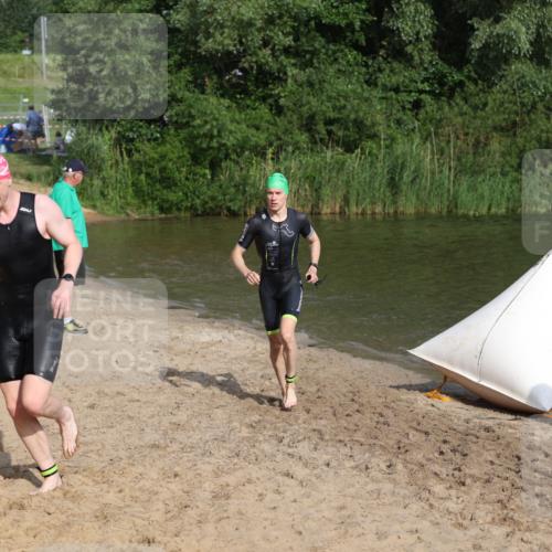 21.06.2026 - 29. Vierlanden-Triathlon Andreas Tolksdorf http://msf.ph/oto/9853282 21.06.2026 08:38:58 Schwimmen 10, 61, 82 meine-sportfotos.de