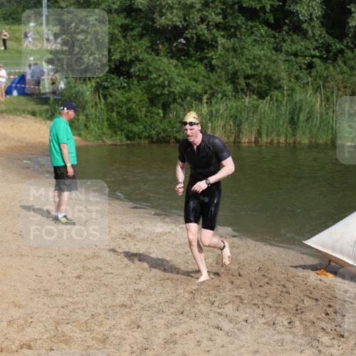 21.06.2026 - 29. Vierlanden-Triathlon Andreas Tolksdorf http://msf.ph/oto/9853291 21.06.2026 08:39:06 Schwimmen 10 meine-sportfotos.de