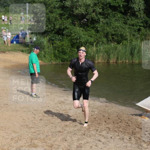 21.06.2026 - 29. Vierlanden-Triathlon Andreas Tolksdorf http://msf.ph/oto/9853296 21.06.2026 08:39:06 Schwimmen 10 meine-sportfotos.de
