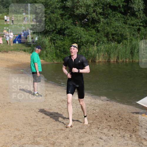 21.06.2026 - 29. Vierlanden-Triathlon Andreas Tolksdorf http://msf.ph/oto/9853300 21.06.2026 08:39:07 Schwimmen 10 meine-sportfotos.de