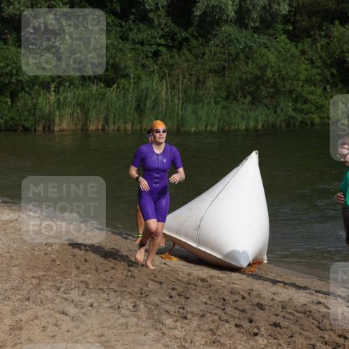 21.06.2026 - 29. Vierlanden-Triathlon Andreas Tolksdorf http://msf.ph/oto/9853307 21.06.2026 08:39:14 Schwimmen 32, 155, 166, 212 meine-sportfotos.de
