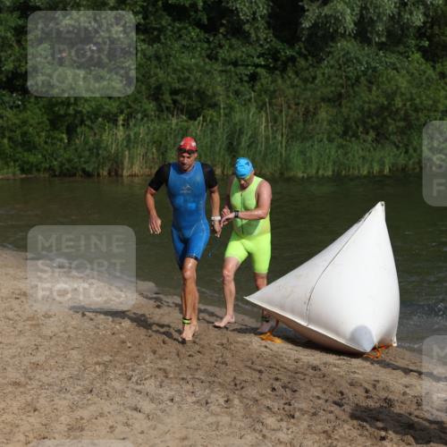 21.06.2026 - 29. Vierlanden-Triathlon Andreas Tolksdorf http://msf.ph/oto/9853322 21.06.2026 08:39:18 Schwimmen 32, 155, 166, 212 meine-sportfotos.de