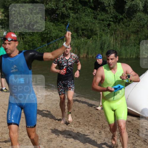 21.06.2026 - 29. Vierlanden-Triathlon Andreas Tolksdorf http://msf.ph/oto/9853339 21.06.2026 08:39:21 Schwimmen 3, 32, 155, 166, 212 meine-sportfotos.de