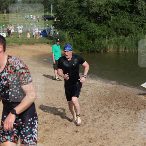 21.06.2026 - 29. Vierlanden-Triathlon Andreas Tolksdorf http://msf.ph/oto/9853348 21.06.2026 08:39:24 Schwimmen 3, 32, 155, 166, 212 meine-sportfotos.de