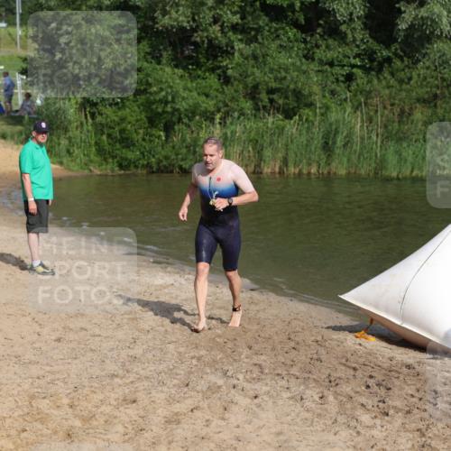 21.06.2026 - 29. Vierlanden-Triathlon Andreas Tolksdorf http://msf.ph/oto/9853358 21.06.2026 08:39:28 Schwimmen 3, 106, 155 meine-sportfotos.de