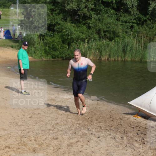 21.06.2026 - 29. Vierlanden-Triathlon Andreas Tolksdorf http://msf.ph/oto/9853361 21.06.2026 08:39:28 Schwimmen 3, 106, 155 meine-sportfotos.de