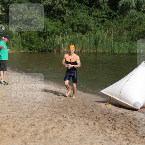 21.06.2026 - 29. Vierlanden-Triathlon Andreas Tolksdorf http://msf.ph/oto/9853370 21.06.2026 08:39:35 Schwimmen 3, 72, 106 meine-sportfotos.de