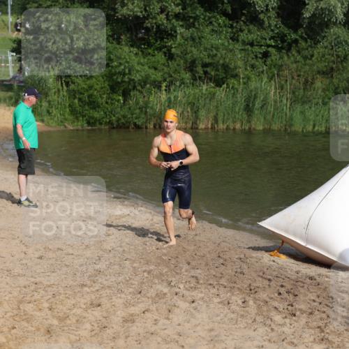 21.06.2026 - 29. Vierlanden-Triathlon Andreas Tolksdorf http://msf.ph/oto/9853375 21.06.2026 08:39:35 Schwimmen 3, 72, 106 meine-sportfotos.de
