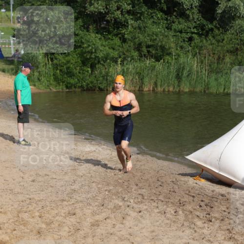 21.06.2026 - 29. Vierlanden-Triathlon Andreas Tolksdorf http://msf.ph/oto/9853378 21.06.2026 08:39:35 Schwimmen 3, 72, 106 meine-sportfotos.de