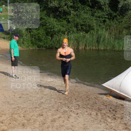 21.06.2026 - 29. Vierlanden-Triathlon Andreas Tolksdorf http://msf.ph/oto/9853380 21.06.2026 08:39:35 Schwimmen 3, 72, 106 meine-sportfotos.de