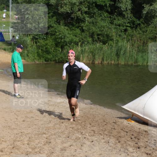 21.06.2026 - 29. Vierlanden-Triathlon Andreas Tolksdorf http://msf.ph/oto/9853408 21.06.2026 08:39:50 Schwimmen 7, 72, 103 meine-sportfotos.de