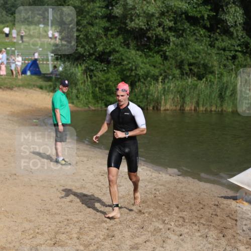 21.06.2026 - 29. Vierlanden-Triathlon Andreas Tolksdorf http://msf.ph/oto/9853414 21.06.2026 08:39:51 Schwimmen 7, 72, 103 meine-sportfotos.de