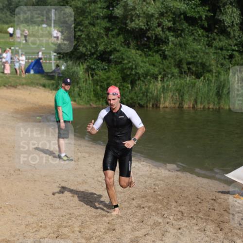 21.06.2026 - 29. Vierlanden-Triathlon Andreas Tolksdorf http://msf.ph/oto/9853416 21.06.2026 08:39:51 Schwimmen 7, 72, 103 meine-sportfotos.de