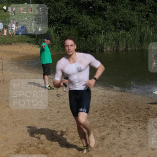 21.06.2026 - 29. Vierlanden-Triathlon Andreas Tolksdorf http://msf.ph/oto/9853435 21.06.2026 08:40:01 Schwimmen 7, 21, 55, 78, 109 meine-sportfotos.de