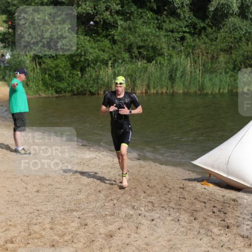 21.06.2026 - 29. Vierlanden-Triathlon Andreas Tolksdorf http://msf.ph/oto/9853442 21.06.2026 08:40:03 Schwimmen 7, 21, 55, 78, 109 meine-sportfotos.de