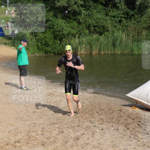 21.06.2026 - 29. Vierlanden-Triathlon Andreas Tolksdorf http://msf.ph/oto/9853449 21.06.2026 08:40:04 Schwimmen 7, 21, 55, 78, 109 meine-sportfotos.de
