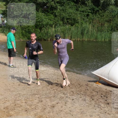 21.06.2026 - 29. Vierlanden-Triathlon Andreas Tolksdorf http://msf.ph/oto/9853454 21.06.2026 08:40:09 Schwimmen 21, 51, 55, 78, 109 meine-sportfotos.de