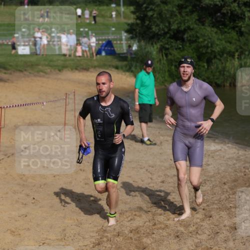 21.06.2026 - 29. Vierlanden-Triathlon Andreas Tolksdorf http://msf.ph/oto/9853470 21.06.2026 08:40:10 Schwimmen 51, 55, 78, 109 meine-sportfotos.de