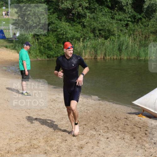 21.06.2026 - 29. Vierlanden-Triathlon Andreas Tolksdorf http://msf.ph/oto/9853488 21.06.2026 08:40:20 Schwimmen 51 meine-sportfotos.de