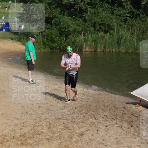 21.06.2026 - 29. Vierlanden-Triathlon Andreas Tolksdorf http://msf.ph/oto/9853504 21.06.2026 08:40:44 Schwimmen 18, 164 meine-sportfotos.de
