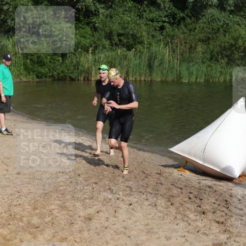 21.06.2026 - 29. Vierlanden-Triathlon Andreas Tolksdorf http://msf.ph/oto/9853524 21.06.2026 08:41:00 Schwimmen 99, 129, 132 meine-sportfotos.de