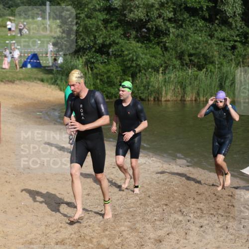 21.06.2026 - 29. Vierlanden-Triathlon Andreas Tolksdorf http://msf.ph/oto/9853534 21.06.2026 08:41:01 Schwimmen 99, 129, 132 meine-sportfotos.de