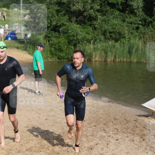 21.06.2026 - 29. Vierlanden-Triathlon Andreas Tolksdorf http://msf.ph/oto/9853548 21.06.2026 08:41:04 Schwimmen 99, 129, 132 meine-sportfotos.de