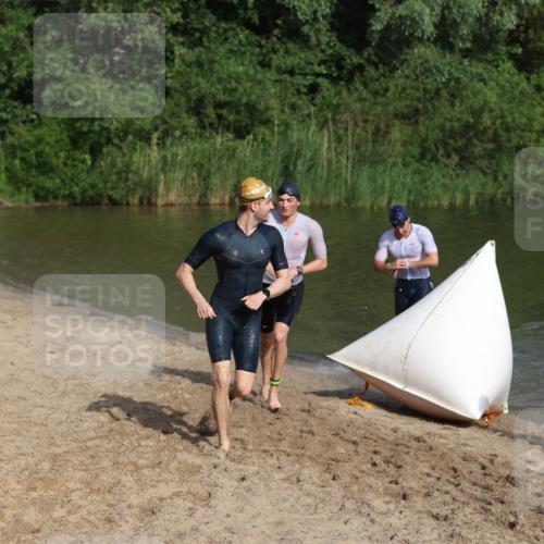 21.06.2026 - 29. Vierlanden-Triathlon Andreas Tolksdorf http://msf.ph/oto/9853586 21.06.2026 08:41:57 Schwimmen 38, 62, 67 meine-sportfotos.de