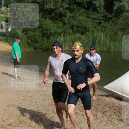 21.06.2026 - 29. Vierlanden-Triathlon Andreas Tolksdorf http://msf.ph/oto/9853596 21.06.2026 08:41:59 Schwimmen 38, 62, 67 meine-sportfotos.de