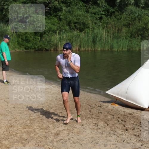 21.06.2026 - 29. Vierlanden-Triathlon Andreas Tolksdorf http://msf.ph/oto/9853602 21.06.2026 08:42:00 Schwimmen 38, 62, 67 meine-sportfotos.de