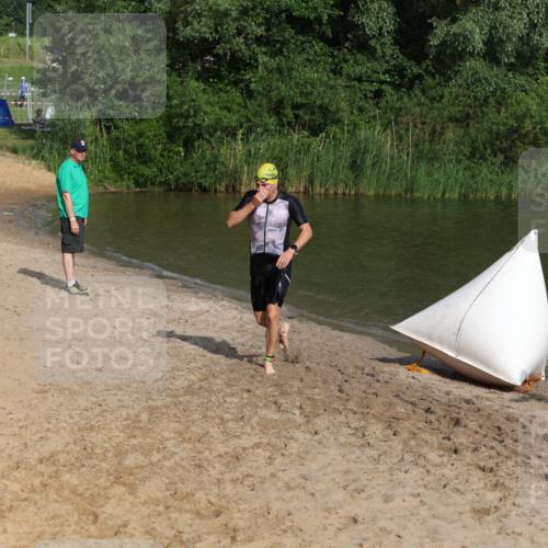 21.06.2026 - 29. Vierlanden-Triathlon Andreas Tolksdorf http://msf.ph/oto/9853626 21.06.2026 08:42:34 Schwimmen 148, 193, 210 meine-sportfotos.de