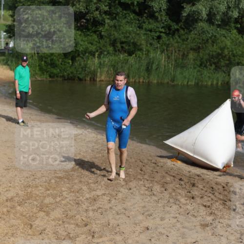 21.06.2026 - 29. Vierlanden-Triathlon Andreas Tolksdorf http://msf.ph/oto/9853649 21.06.2026 08:42:44 Schwimmen 27, 193, 210 meine-sportfotos.de