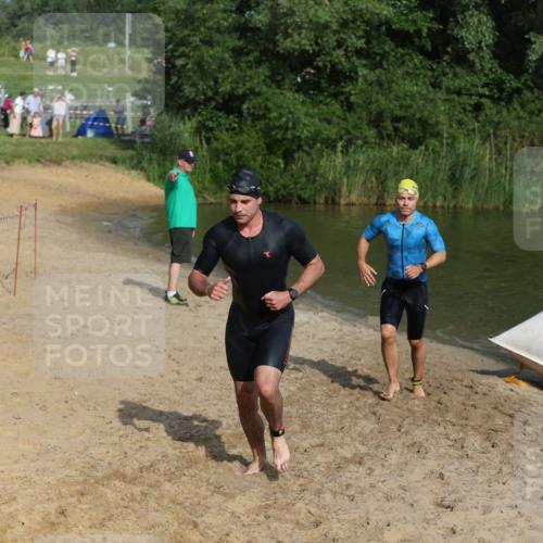 21.06.2026 - 29. Vierlanden-Triathlon Andreas Tolksdorf http://msf.ph/oto/9853695 21.06.2026 08:43:40 Schwimmen 42, 44, 88, 108, 154, 197 meine-sportfotos.de