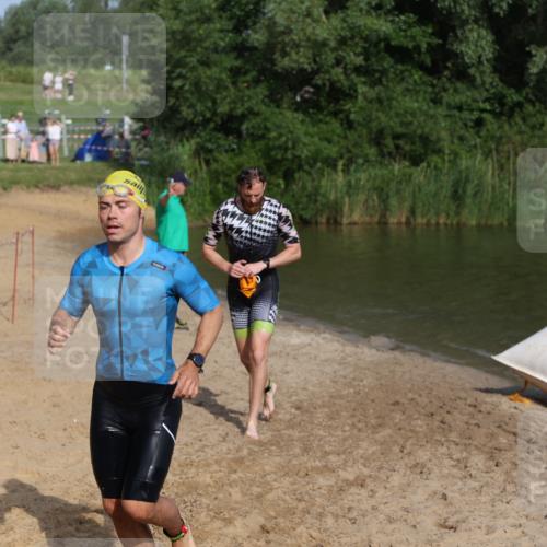 21.06.2026 - 29. Vierlanden-Triathlon Andreas Tolksdorf http://msf.ph/oto/9853709 21.06.2026 08:43:43 Schwimmen 44, 88, 108, 154, 197, 1355 meine-sportfotos.de