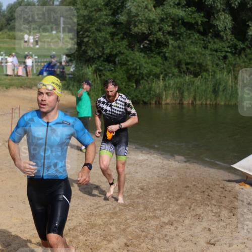 21.06.2026 - 29. Vierlanden-Triathlon Andreas Tolksdorf http://msf.ph/oto/9853711 21.06.2026 08:43:43 Schwimmen 44, 88, 108, 154, 197, 1355 meine-sportfotos.de